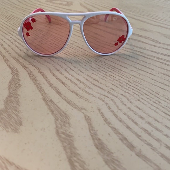 COPY - Gymboree size 4 jean skirt with tank top and hat. - Picture 13 of 14